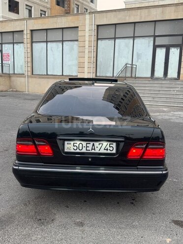 Mercedes E 270 2000, 400,000 km - 2.7 l - Sumqayıt