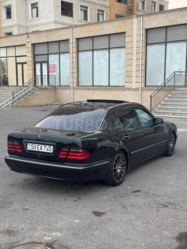 Mercedes E 270 2000, 400,000 km - 2.7 l - Sumqayıt
