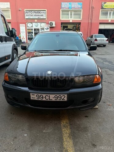 BMW 318-4