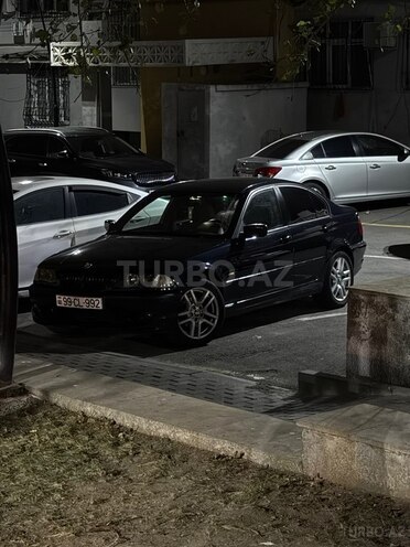 BMW 318-5