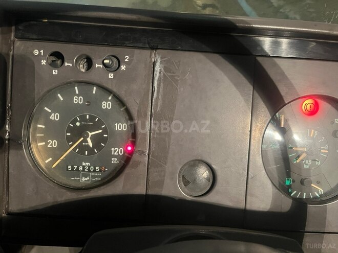 Mercedes 709 D 1993, 385,468 km - 4.0 l - Bakı