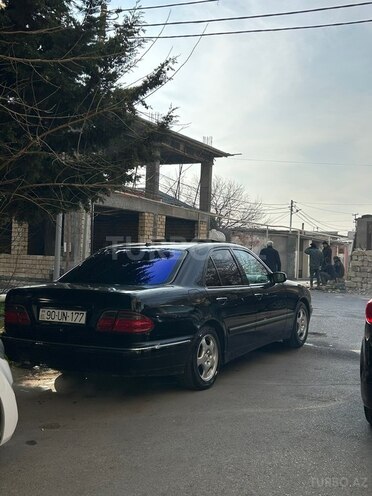 Mercedes E 320 2000, 258,000 km - 3.2 l - Bakı