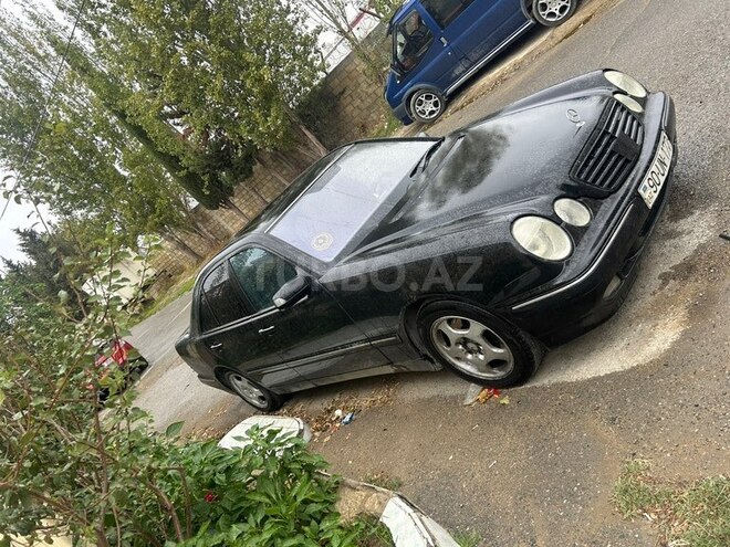 Mercedes E 320 2000, 258,000 km - 3.2 l - Bakı