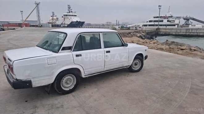 LADA (VAZ) 2107-4