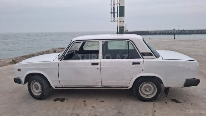 LADA (VAZ) 2107-5