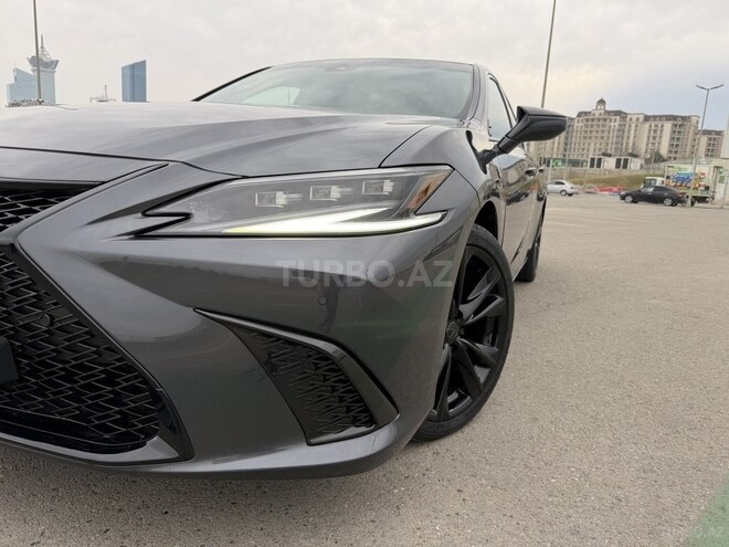 Lexus ES 300h 2022, 80,500 km - 2.5 l - Bakı