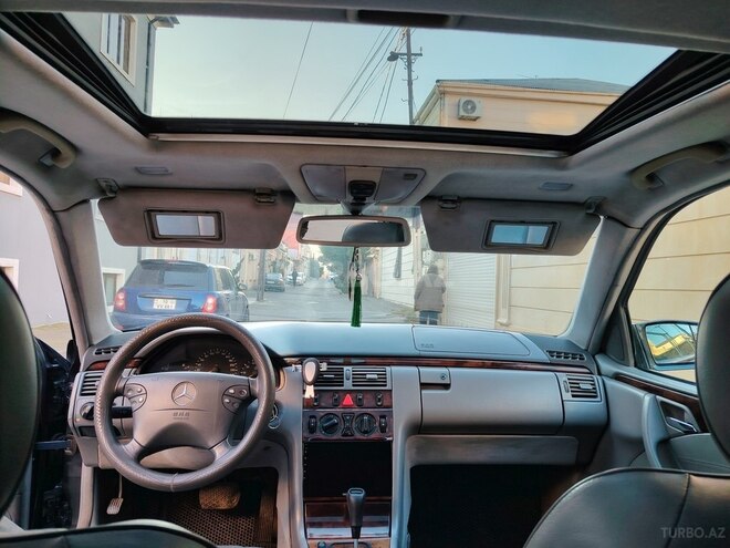 Mercedes E 240 1999, 439,226 km - 2.4 l - Bakı