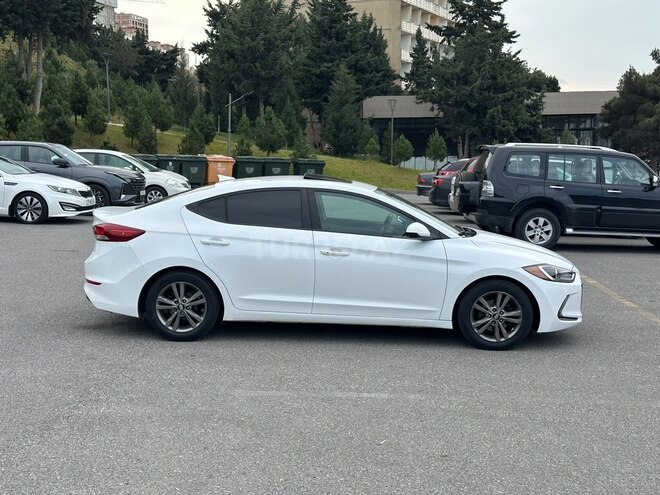 Hyundai Elantra 2018, 100,584 km - 2.0 л - Bakı