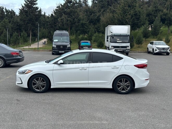 Hyundai Elantra 2018, 100,584 km - 2.0 л - Bakı