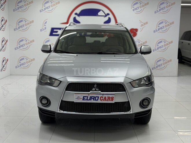 Mitsubishi Outlander 2010, 223,000 km - 2.4 л - Bakı