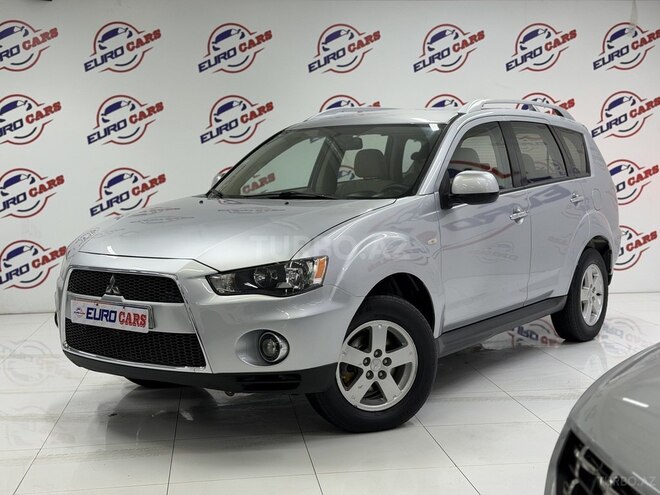 Mitsubishi Outlander 2010, 223,000 km - 2.4 л - Bakı