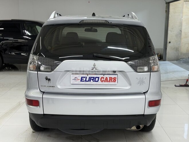 Mitsubishi Outlander 2010, 223,000 km - 2.4 л - Bakı