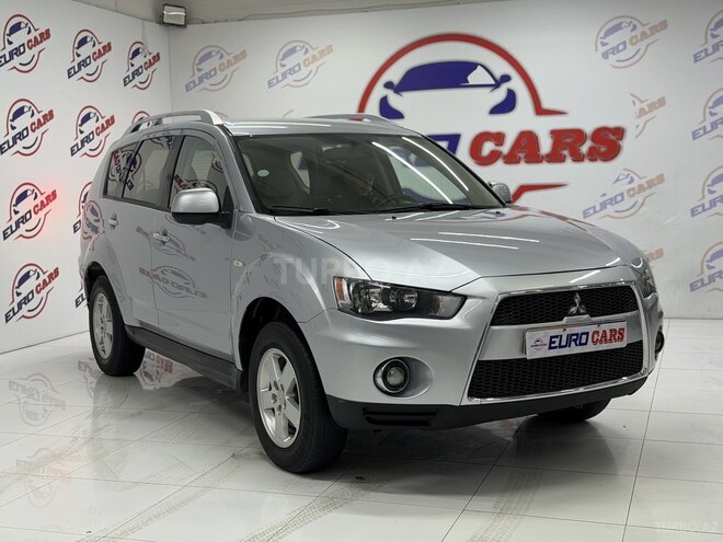 Mitsubishi Outlander 2010, 223,000 km - 2.4 л - Bakı
