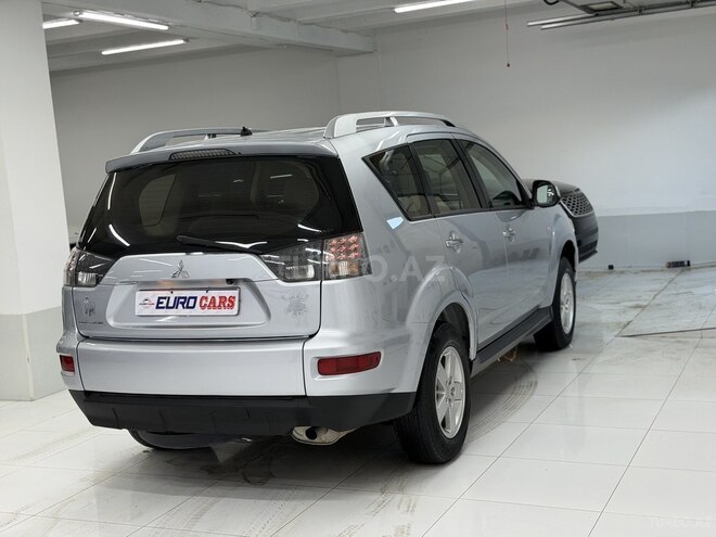 Mitsubishi Outlander 2010, 223,000 km - 2.4 л - Bakı