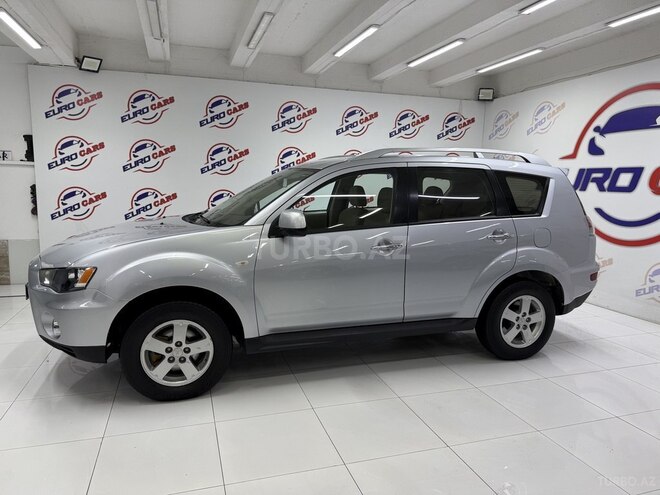 Mitsubishi Outlander 2010, 223,000 km - 2.4 л - Bakı