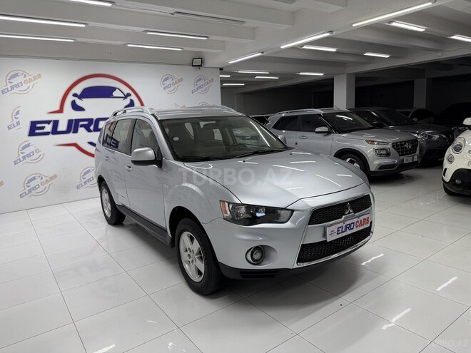 Mitsubishi Outlander 2010, 223,000 km - 2.4 л - Bakı