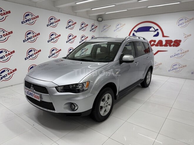 Mitsubishi Outlander 2010, 223,000 km - 2.4 л - Bakı