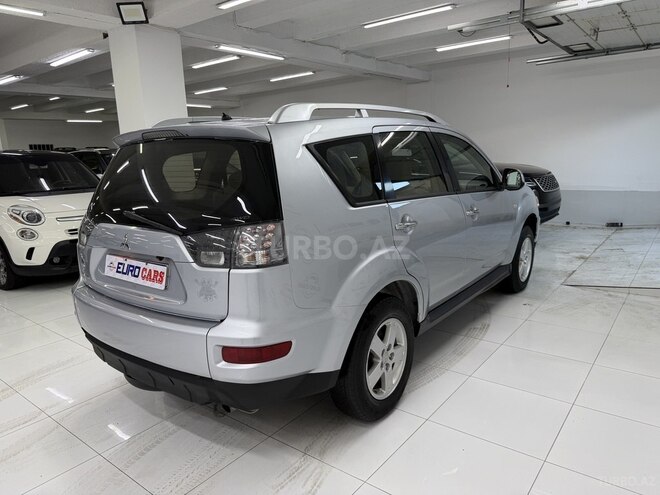 Mitsubishi Outlander 2010, 223,000 km - 2.4 л - Bakı