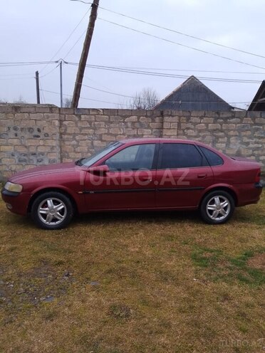 Opel Vectra 1996, 490,000 km - 1.8 l - Oğuz