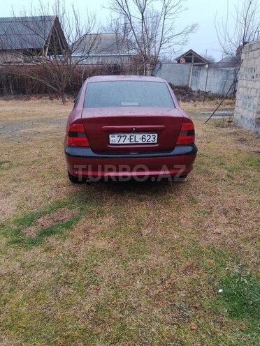 Opel Vectra 1996, 490,000 km - 1.8 l - Oğuz