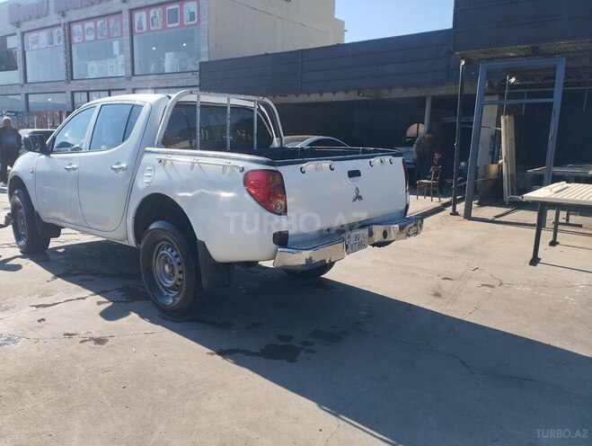 Mitsubishi L200 2008, 468,930 km - 2.5 l - Qazax