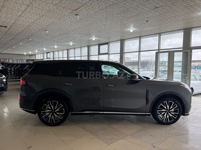 Changan Qiyuan Q07-5