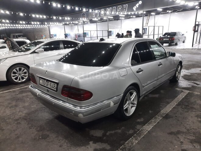 Mercedes E 200 1996, 200,000 km - 2.0 л - Bakı