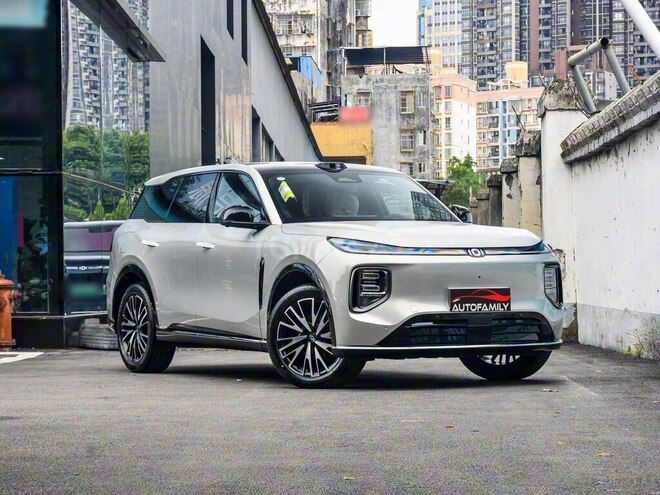 Changan Qiyuan Q07-3