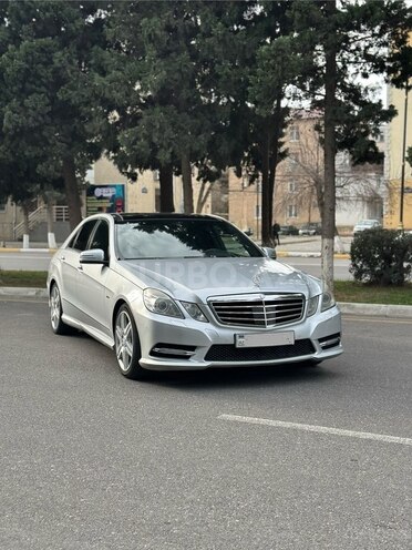 Mercedes E 250 2011, 207,000 km - 1.8 l - Bakı