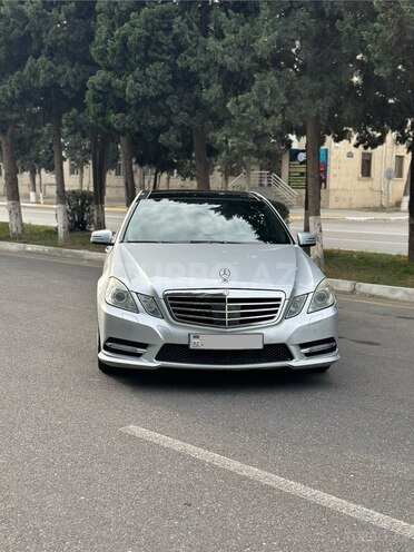 Mercedes E 250 2011, 207,000 km - 1.8 l - Bakı