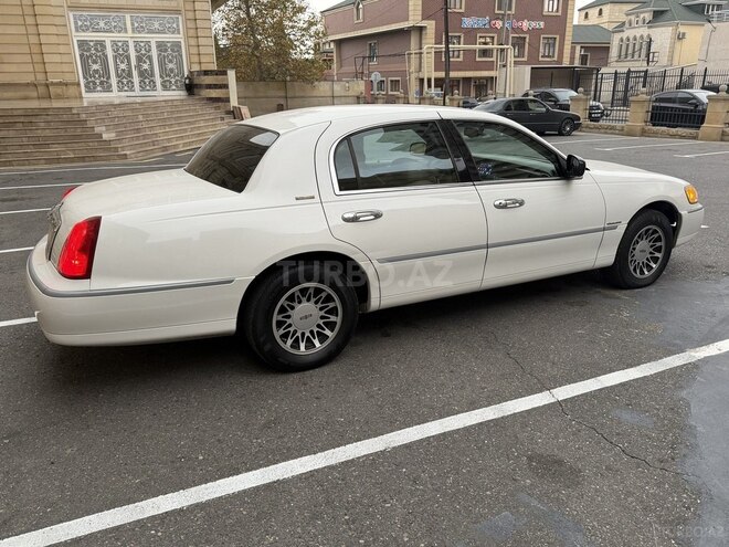 Lincoln Town Car 1998, 190,000 km - 4.6 l - Bakı