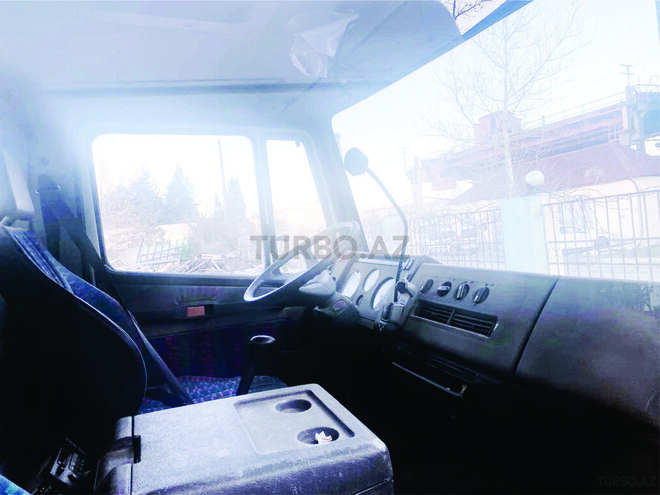 Mercedes  1998, 206,000 km - 4.3 l - Bakı