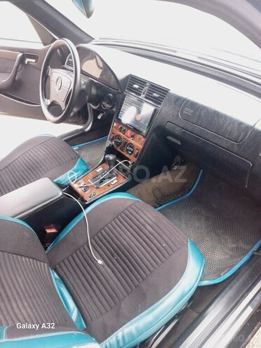 Mercedes C 220 1999, 345,123 km - 2.2 л - Bakı