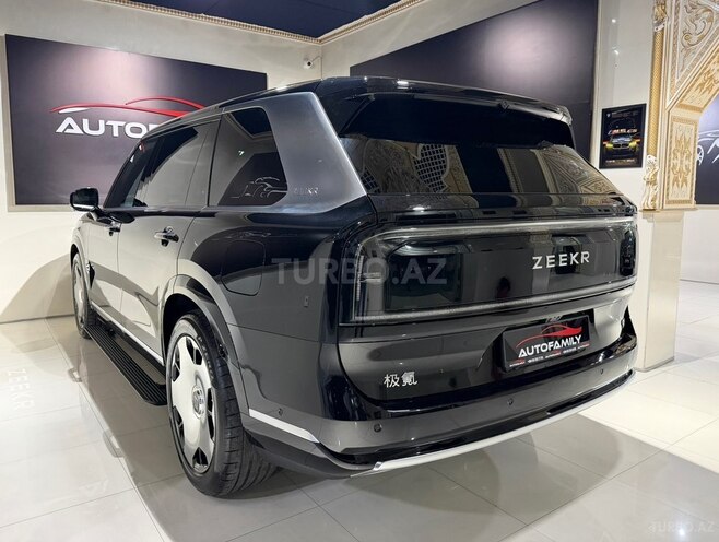 ZEEKR 9X-4