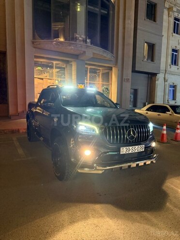 Mercedes  2017, 135,000 km - 2.3 l - Bakı