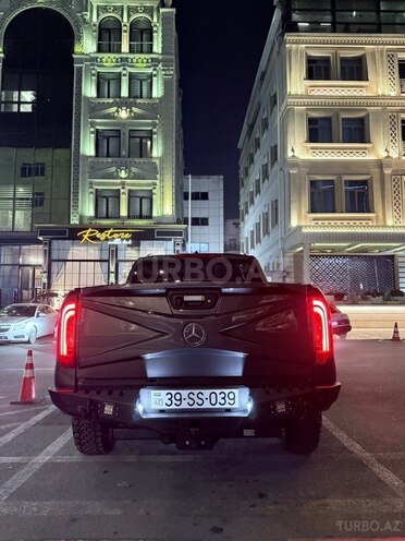 Mercedes  2017, 135,000 km - 2.3 l - Bakı