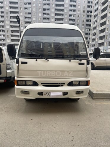 Hyundai  2001, 400,000 km - 3.9 l - Bakı