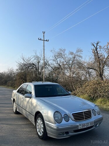 Mercedes E 240 2000, 223,000 km - 2.4 l - Bərdə