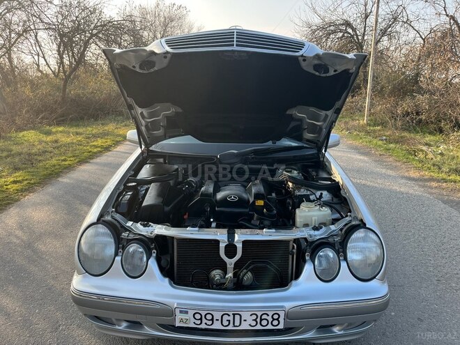 Mercedes E 240 2000, 223,000 km - 2.4 l - Bərdə