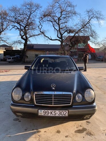 Mercedes E 280 4MATIC 1998, 379,000 km - 2.8 l - Xaçmaz