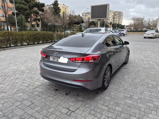 Hyundai Elantra 2017, 143,000 km - 1.8 л - Bakı