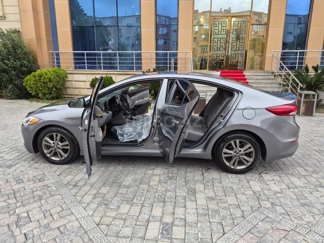 Hyundai Elantra 2017, 143,000 km - 1.8 л - Bakı