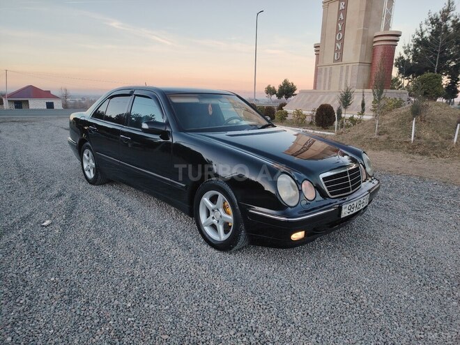 Mercedes E 220 2000, 469,447 km - 2.2 l - Ağstafa
