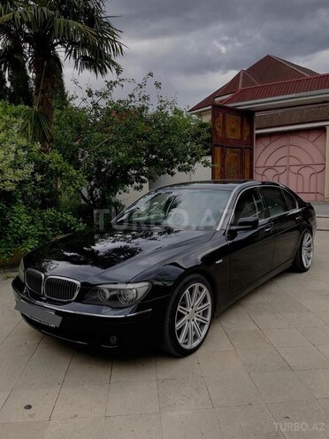 BMW 750-2