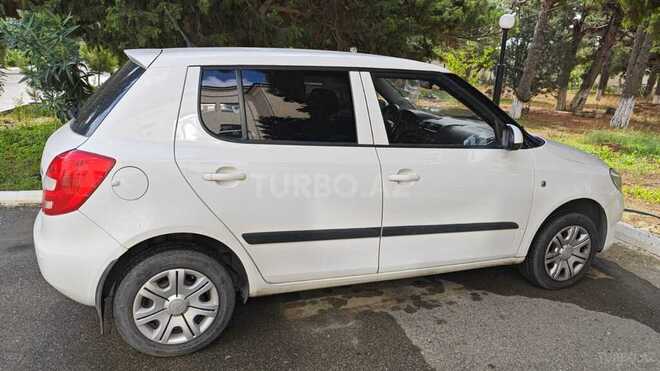 Skoda Fabia 2011, 186,900 km - 1.6 l - Bakı