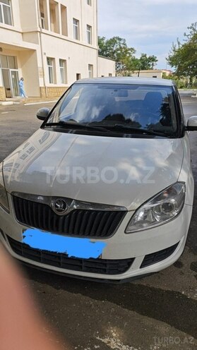 Skoda Fabia 2011, 186,900 km - 1.6 l - Bakı