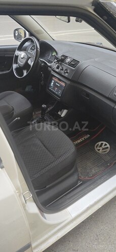 Skoda Fabia 2011, 186,900 km - 1.6 l - Bakı