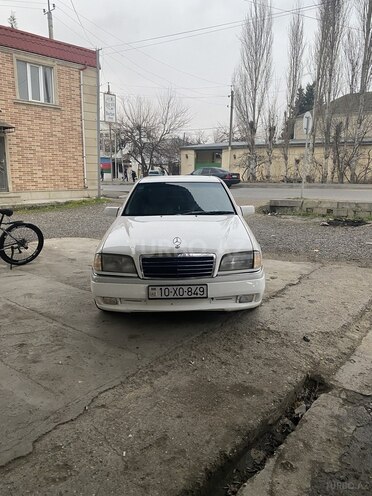 Mercedes C 280 1994, 330,000 km - 2.8 l - Xaçmaz