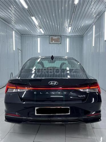 Hyundai Elantra 2023, 13,569 km - 1.6 l - Bakı
