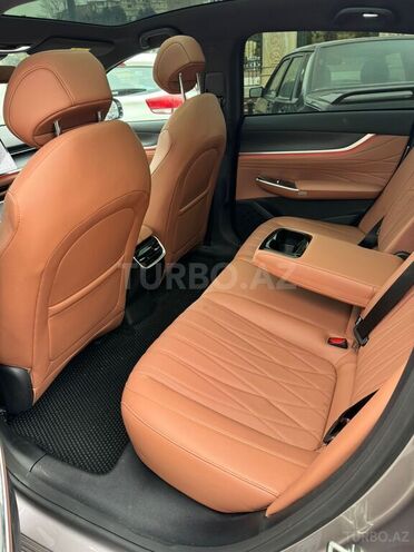 Changan Qiyuan A07 2025, 8,400 km - 1.5 л - Bakı